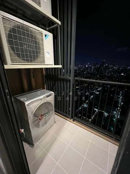 Oka Haus Sukhumvit 36, Bangkok, 3399 Rama 4 Road, Khong Tan, Khlong Toei, Bangkok, 1 Bedroom, 32 sqm, Condo For Rent, by Rojjana Jindasri, 500328641 - DDproperty.com