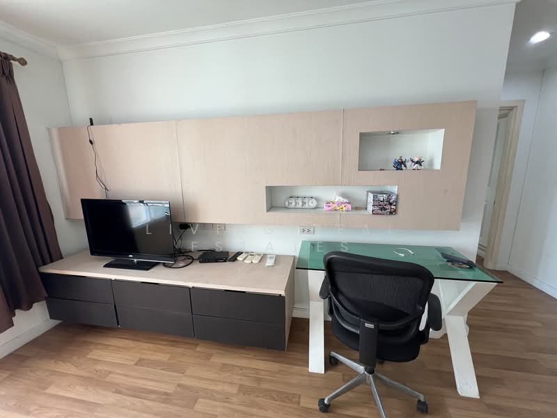 Lumpini Place Rama 9-Ratchada, Bangkok, Rama 9 Road, Huai Khwang, Bangkok, 2 Bedrooms, 70 sqm, Condo For Rent, by Living Real Estates, 500328647 - DDproperty.com