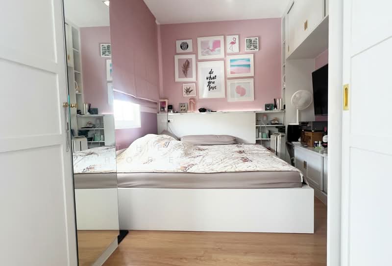 โกลเด้นทาวน์ 3 สุขสวัสดิ์-พุทธบูชา, Bangkok, Bangmot, Thung Khru, Bangkok, 3 Bedrooms, 120 sqm, Townhouse For Sale, by The Best Property ติ๋ว, 500328667 - DDproperty.com