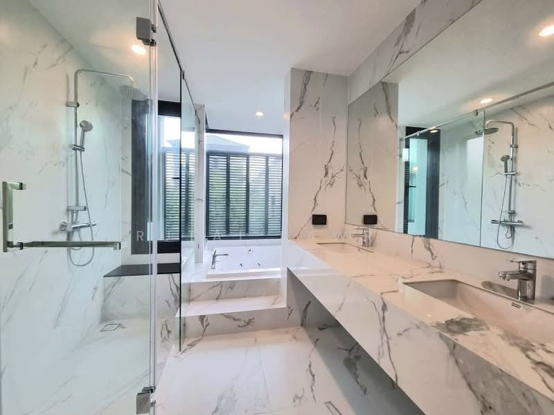 The Sonne Srinakarin-Bangna, Bangkok, Soi Chumchon Mahat Thai 3, Bangna-Trad Road, Dok Mai, Prawet, Bangkok, 4 Bedrooms, 245 sqm, Single Detached House For Sale, by Kanrutai Dawruang, 500328694 - DDproperty.com