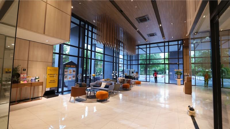 Metris Pattanakarn-Ekkamai, Bangkok, 486 Phatthanakan Road, Suan Luang, Bangkok, 1 Bedroom, 30 sqm, Condo For Sale, by Line@GantProperty, 500328700 - DDproperty.com