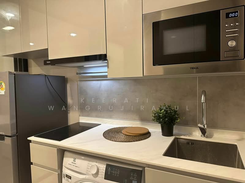 SOHO Bangkok Ratchada, Bangkok, 74 Pracha Rat Bamphen Rd, Huai Khwang, Bangkok, 1 Bedroom, 26 sqm, Condo For Rent, by Keerati Wangrujirakul, 500328712 - DDproperty.com