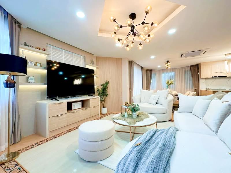 Luxury Modern Classic Pool Villa Near Kratinglai Beach, ชลบุรี, นาเกลือ, บางละมุง, ชลบุรี, 360 ตร.ม., วิลล่า ขาย, โดย Chanya Rojana, 500328727 - DDproperty.com