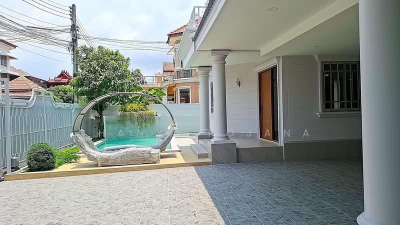 Luxury Modern Classic Pool Villa Near Kratinglai Beach, ชลบุรี, นาเกลือ, บางละมุง, ชลบุรี, 360 ตร.ม., วิลล่า ขาย, โดย Chanya Rojana, 500328727 - DDproperty.com