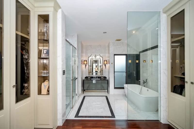 Mantana Lake Watcharapol, Bangkok, Sukhaphiban 5 Road, O-Ngoen, Sai Mai, Bangkok, 5 Bedrooms, 397 sqm, Single Detached House For Rent, by ณปภัช ธวงค์ไพ, 500328772 - DDproperty.com