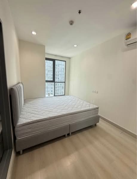 IDEO MOBI Sukhumvit 81, Bangkok, 2097 Sukhumvit Road, Bang Chak, Phra Khanong, Bangkok, 1 Bedroom, 30 sqm, Condo For Rent, by Isika Tonkham, 500328787 - DDproperty.com