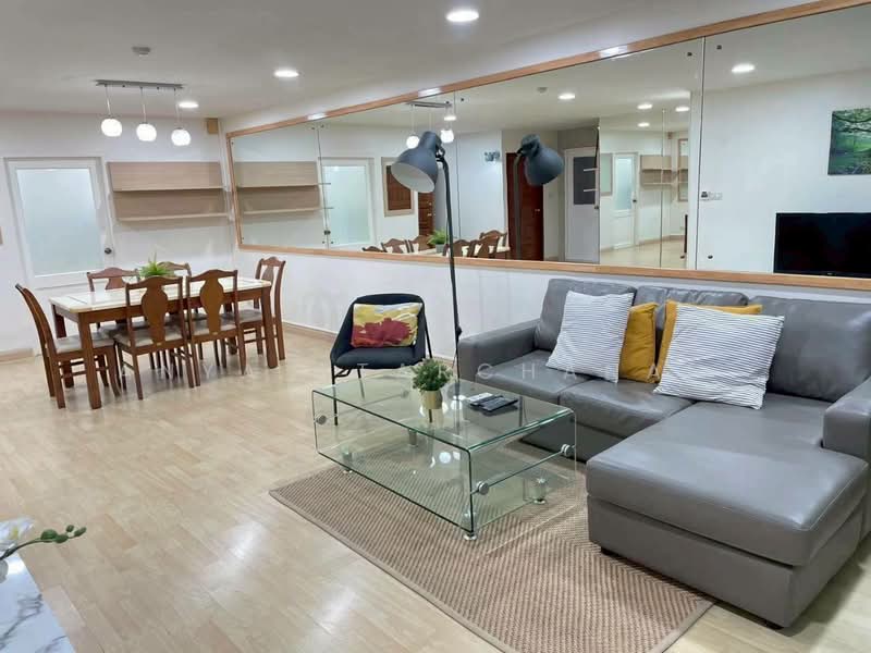 Floraville Condominium, Bangkok, 51 Pattanakarn, Suan Luang, Bangkok, 2 Bedrooms, 105 sqm, Condo For Sale, by Anya Atarchanai , 500328814 - DDproperty.com