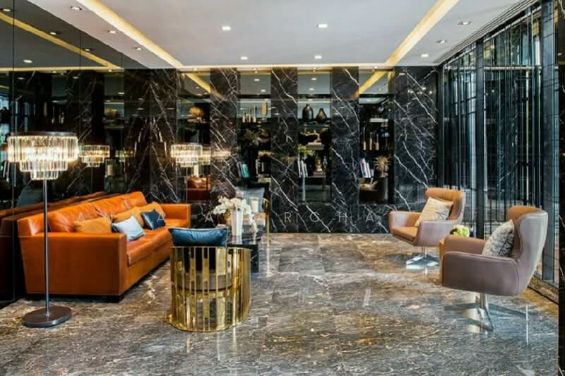 The Base Park East Sukhumvit 77, Bangkok, 99 Soi Pridi Banomyong 2, Phra Kanong Nua, Watthana, Bangkok, 1 Bedroom, 31 sqm, Condo For Sale, by Anya Atarchanai , 500328822 - DDproperty.com