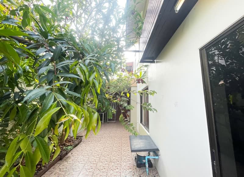 แฟมิลี่ทาวน์ 2, Chon Buri (Pattaya), Na Pa, Muang Chon Buri, Chon Buri (Pattaya), 3 Bedrooms, 100 sqm, Semi-Detached House (Twin House) For Sale, by The Best Property ที, 500328826 - DDproperty.com