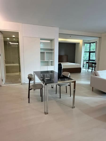 Mode Sukhumvit 61, Bangkok, Sukhumvit 61 Road, Khlong Tan Nua, Watthana, Bangkok, 2 Bedrooms, 65 sqm, Condo For Rent, by Anya Atarchanai , 500328857 - DDproperty.com