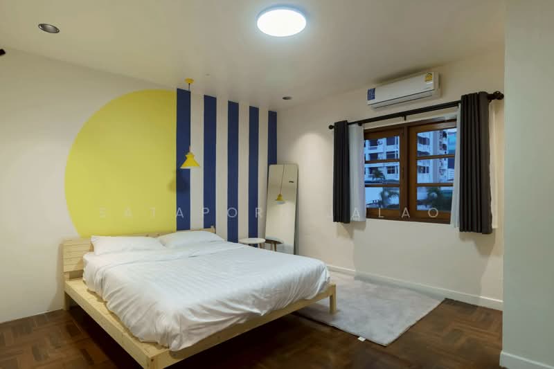 5-BR Townhouse, Bangkok, Khlong Tan Nua, Watthana, Bangkok, 5 Bedrooms, 400 sqm, Townhouse For Rent, by Sataporn Jalao, 500328866 - DDproperty.com