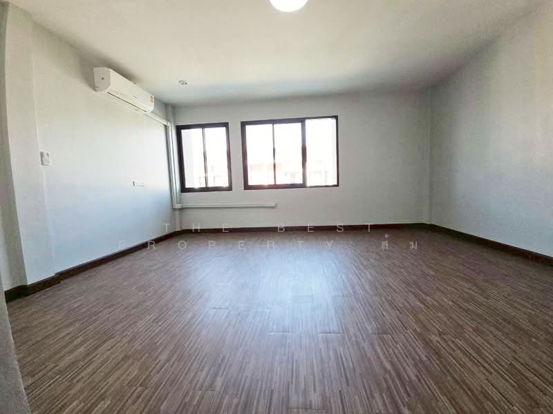 เมอร์ริเดียน พาร์ควิวล์ (Meridien Parkview), Chon Buri (Pattaya), Nong - Hong, Phan Thong, Chon Buri (Pattaya), 3 Bedrooms, 95 sqm, Townhouse For Sale, by The Best Property ส้ม, 500328880 - DDproperty.com
