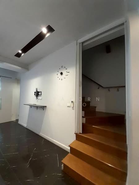 Bless Town Sukhumvit 50, Bangkok, Sukhumvit 50 Road, Phra Kanong, Khlong Toei, Bangkok, 3 Bedrooms, 263 sqm, Townhouse For Rent, by Sataporn Jalao, 500328920 - DDproperty.com