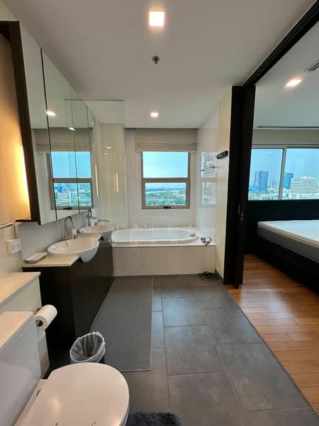 The Lofts Yennakart : เดอะ ล็อฟท์ เย็นอากาศ, กรุงเทพ, 366 ซอยนางลิ้นจี่ ถนนเย็นอากาศ, ช่องนนทรี, ยานนาวา, กรุงเทพ, 147 ตร.ม., คอนโด ขาย, โดย Isika Tonkham, 500328966 - DDproperty.com