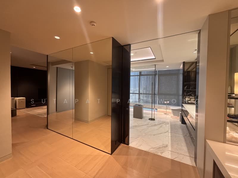 The Madison, Bangkok, Sukhumvit 41, Khlong Tan Nua, Watthana, Bangkok, 3 Bedrooms, 464 sqm, Condo For Rent, by Sutapat Pariwong, 500328974 - DDproperty.com