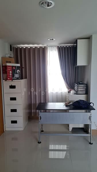 3-BR Townhouse, Bangkok, Chatuchak, Bangkok, 3 Bedrooms, 150 sqm, Townhouse For Rent, by Rojjana Jindasri, 500328978 - DDproperty.com