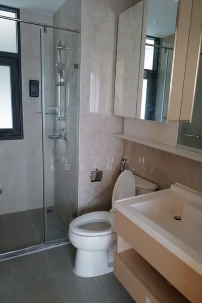 Regal Sathon-Naradhiwas, Bangkok, Naradhiwas Rajanagarindra Road, Thung Maha Mek, Sathon, Bangkok, 1 Bedroom, 50 sqm, Condo For Rent, by Intouch Abhinorasaeth, 500329063 - DDproperty.com