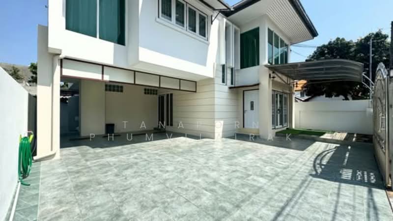 undefined, Bangkok, Suan Luang, Bangkok, 4 Bedrooms, 185 sqm, Single Detached House For Rent, by Tanaporn Phumvilairak, 500329068 - DDproperty.com