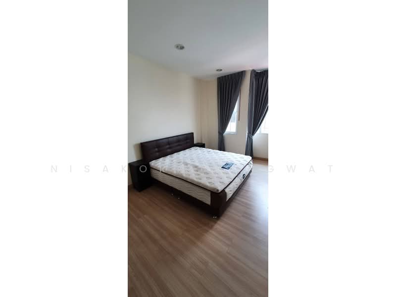 ทาวน์เฮ้าส์ 3-ห้องนอน, กรุงเทพ, ลาดพร้าว, กรุงเทพ, 210 ตร.ม., ทาวน์เฮ้าส์ ให้เช่า, โดย Nisakorn Wingwat, 500329072 - DDproperty.com