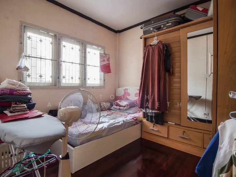 4-BR Townhouse, Bangkok, Suan Luang, Bangkok, 4 Bedrooms, 112 sqm, Townhouse For Sale, by Intouch Abhinorasaeth, 500329155 - DDproperty.com