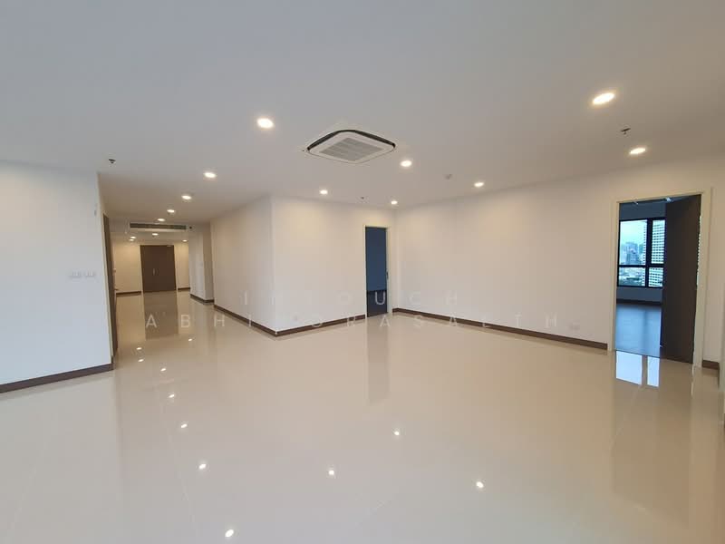Supalai Premier Charoen Nakhon, Bangkok, Lat Ya Road, Khlong San, Bangkok, 4 Bedrooms, 352 sqm, Condo For Rent, by Intouch Abhinorasaeth, 500329165 - DDproperty.com