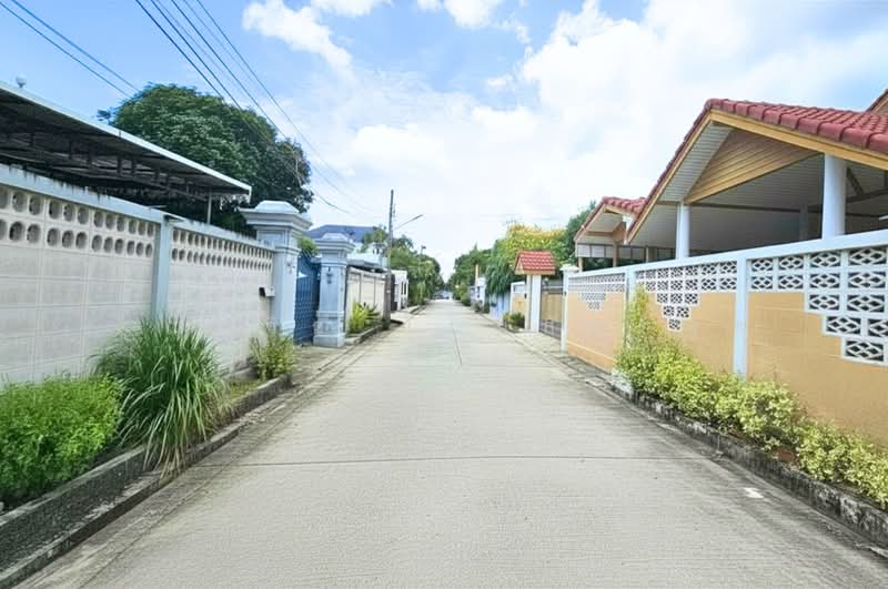 บ้านเดี่ยว ถ.เอกชัย ซ.เอกชัย 10/1 แขวงบางขุนเทียน เขตจอมทอง จ.กรุงเทพมหานคร 10150, Bangkok, เอกชัย, Bangkhuntien, Chom Thong, Bangkok, 4 Bedrooms, 266 sqm, Single Detached House For Sale, by คุณปวิณี โกยสันติสุข (ฮุ้ง), 500329194 - DDproperty.com