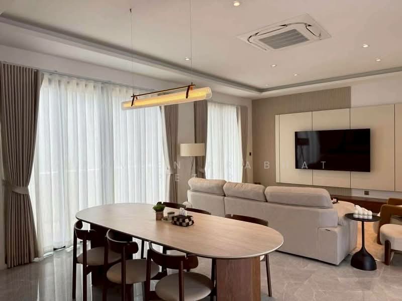 Baan Benjawan Nong Pla Lai, Chon Buri (Pattaya), Nong Pla Lai, Bang Lamung (Pattaya), Chon Buri (Pattaya), 4 Bedrooms, 250 sqm, Semi-Detached House (Twin House) For Rent, by Praveen Peter, 500329196 - DDproperty.com