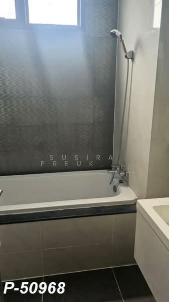 Mayfair Place Sukhumvit 50 : เมย์แฟร์ เพลส สุขุมวิท 50, กรุงเทพ, ซอยสุขุมวิท 50, พระโขนง, คลองเตย, กรุงเทพ, 71 ตร.ม., คอนโด ให้เช่า, โดย Susira Preuksawun, 500329209 - DDproperty.com