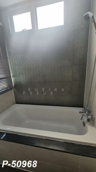 Mayfair Place Sukhumvit 50, Bangkok, Soi Sukhumvit 50, Phra Kanong, Khlong Toei, Bangkok, 2 Bedrooms, 71 sqm, Condo For Rent, by Susira Preuksawun, 500329209 - DDproperty.com