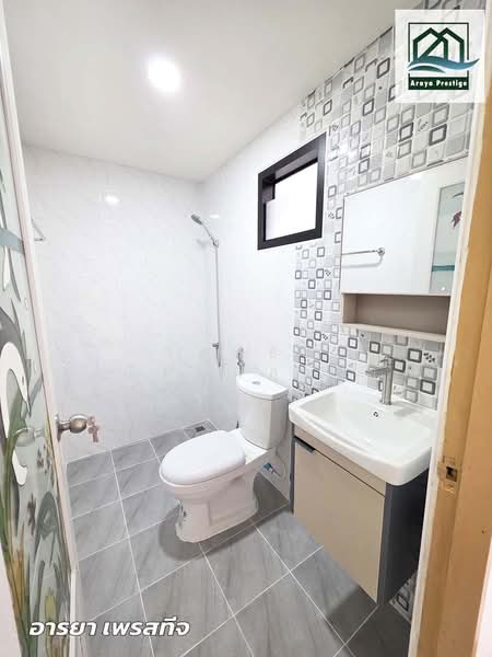 เค.ซี. รามอินทรา3, Bangkok, Sam Wa Tawan Tok, Khlong Sam Wa, Bangkok, 2 Bedrooms, 84 sqm, Townhouse For Sale, by วิสุทธินี เฉลิมสินสุวรรณ, 500329253 - DDproperty.com
