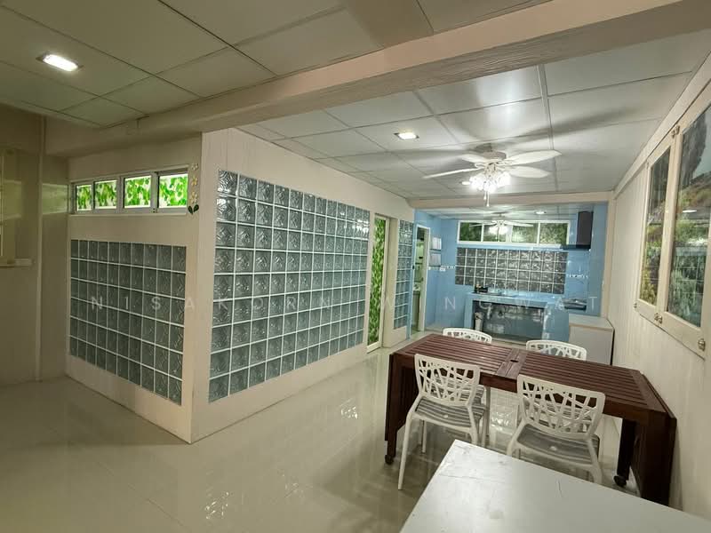 3-BR Townhouse, Bangkok, Suan Luang, Bangkok, 3 Bedrooms, 204 sqm, Townhouse For Rent, by Nisakorn Wingwat, 500329344 - DDproperty.com
