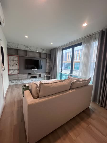 Eigen Premium Townhome Pattanakarn : ไอเจ้นท์ พรีเมียม ทาวน์โฮม พัฒนาการ, กรุงเทพ, ซอยพัฒนาการ 99 ถนนพัฒนาการตัดใหม่, ประเวศ, กรุงเทพ, 168 ตร.ม., ทาวน์เฮ้าส์ ให้เช่า, โดย ขวัญเรือน ดีนาน, 500329423 - DDproperty.com