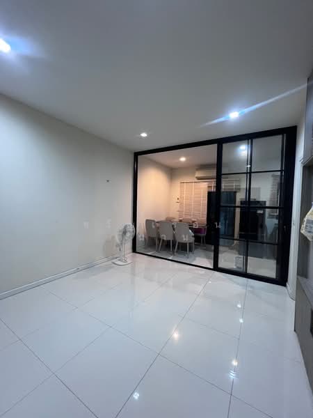 Eigen Premium Townhome Pattanakarn, Bangkok, Soi 99 , Phatthanakan Rd, Prawet, Bangkok, 3 Bedrooms, 168 sqm, Townhouse For Rent, by ขวัญเรือน ดีนาน, 500329423 - DDproperty.com