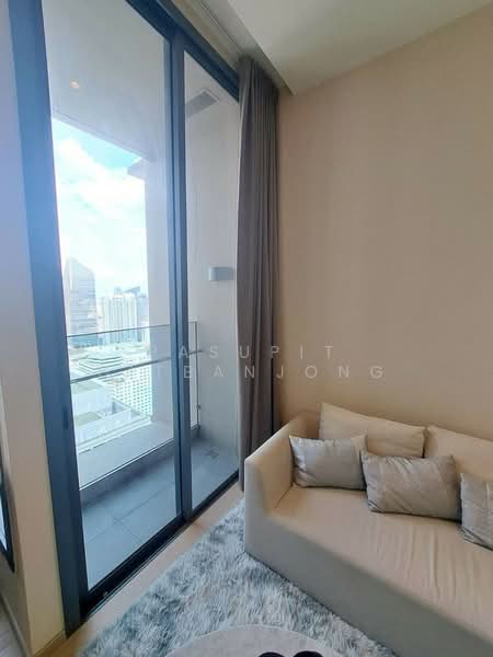 The Esse Asoke, Bangkok, 333 Soi Sukhumvit 21, Sukhumvit Road, Khlongtoei Nua, Watthana, Bangkok, 1 Bedroom, 26 sqm, Condo For Rent, by Pasupit Ditbanjong, 500329425 - DDproperty.com