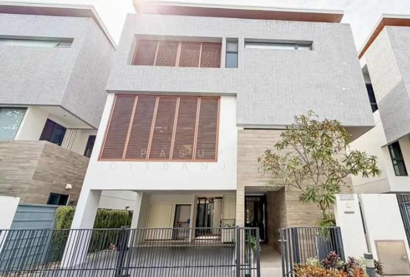 Parc Priva, Bangkok, Thiam Ruammit Road, Huai Khwang, Bangkok, 5 Bedrooms, 400 sqm, Single Detached House For Rent, by Pasupit Ditbanjong, 500329438 - DDproperty.com