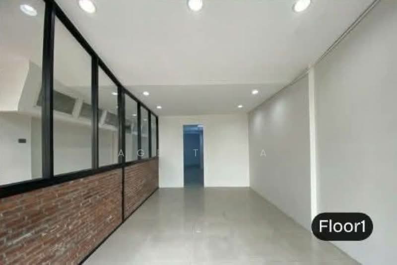4-Story Commercial Building with Rooftop for Rent on Thetsaban Nimit Nuea Road (SPSAD4001), Bangkok, ถนนเทศบาลนิมิตรเหนือ, Lat Yao, Chatuchak, Bangkok, , 320 sqm, Shophouse For Rent, by Agent Pla, 500329462 - DDproperty.com