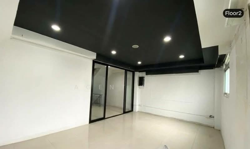 4-Story Commercial Building with Rooftop for Rent on Thetsaban Nimit Nuea Road (SPSAD4001), Bangkok, ถนนเทศบาลนิมิตรเหนือ, Lat Yao, Chatuchak, Bangkok, , 320 sqm, Shophouse For Rent, by Agent Pla, 500329462 - DDproperty.com