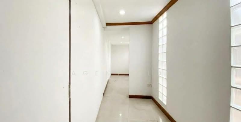 4-Story Commercial Building with Rooftop for Rent on Thetsaban Nimit Nuea Road (SPSAD4001), Bangkok, ถนนเทศบาลนิมิตรเหนือ, Lat Yao, Chatuchak, Bangkok, , 320 sqm, Shophouse For Rent, by Agent Pla, 500329462 - DDproperty.com