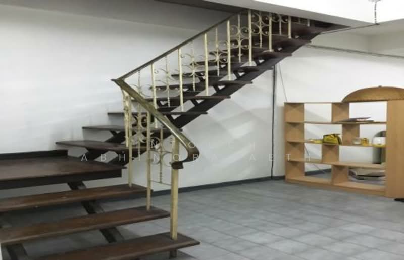 3-BR Townhouse, Bangkok, Nawamin, Bueng Kum, Bangkok, 3 Bedrooms, 126 sqm, Townhouse For Sale, by Intouch Abhinorasaeth, 500329486 - DDproperty.com