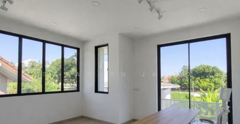 5-BR House, Bangkok, San Chao Pho Sua, Phra Nakhon, Bangkok, 5 Bedrooms, 300 sqm, Single Detached House For Rent, by Sataporn Jalao, 500329533 - DDproperty.com