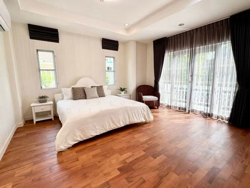 Nantawan Sukhumvit 77, Bangkok, Sukhumvit 77 (On Nut 44), Bang Chak, Phra Khanong, Bangkok, 4 Bedrooms, 250 sqm, Single Detached House For Rent, by Pasupit Ditbanjong, 500329546 - DDproperty.com