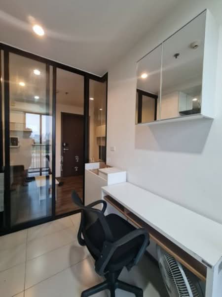 The Base Park East Sukhumvit 77, Bangkok, 99 Soi Pridi Banomyong 2, Phra Kanong Nua, Watthana, Bangkok, 1 Bedroom, 30 sqm, Condo For Rent, by ศิรินทร์ธร โรจนบวร, 500329579 - DDproperty.com