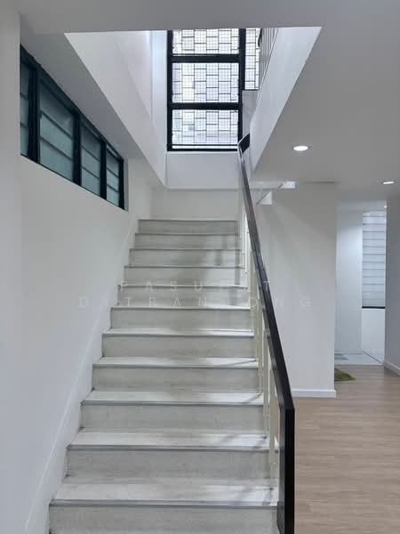 4-BR House, Bangkok, Wang Mai, Pathum Wan, Bangkok, 4 Bedrooms, 1,000 sqm, Single Detached House For Sale, by Pasupit Ditbanjong, 500329614 - DDproperty.com