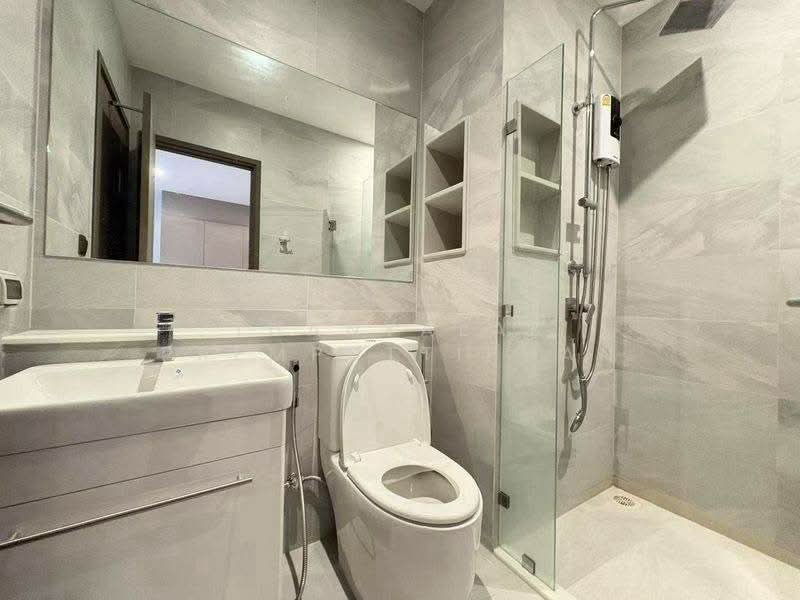 Rhythm Ekkamai Estate, Bangkok, Soi Sukhumvit 63, Khlongtoei Nua, Watthana, Bangkok, 1 Bedroom, 40 sqm, Condo For Rent, by Thanyalak Premputtiphan, 500329653 - DDproperty.com