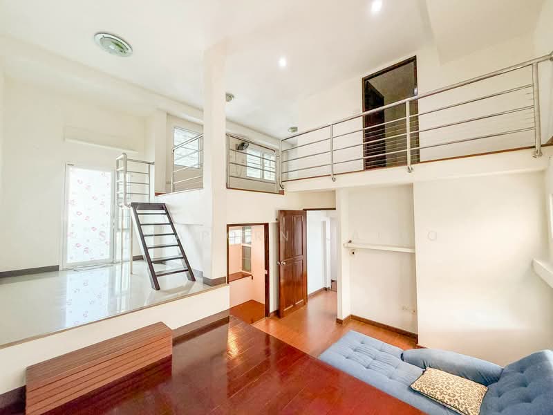 4-BR Townhouse, Bangkok, Khlong Tan Nua, Watthana, Bangkok, 4 Bedrooms, 250 sqm, Townhouse For Sale, by Sataporn Jalao, 500329663 - DDproperty.com