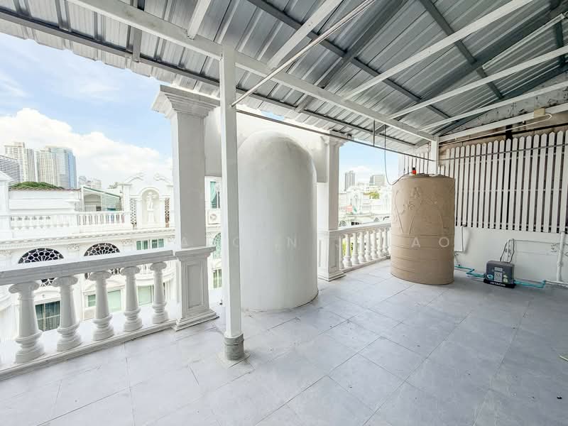 4-BR Townhouse, Bangkok, Khlong Tan Nua, Watthana, Bangkok, 4 Bedrooms, 250 sqm, Townhouse For Sale, by Sataporn Jalao, 500329663 - DDproperty.com