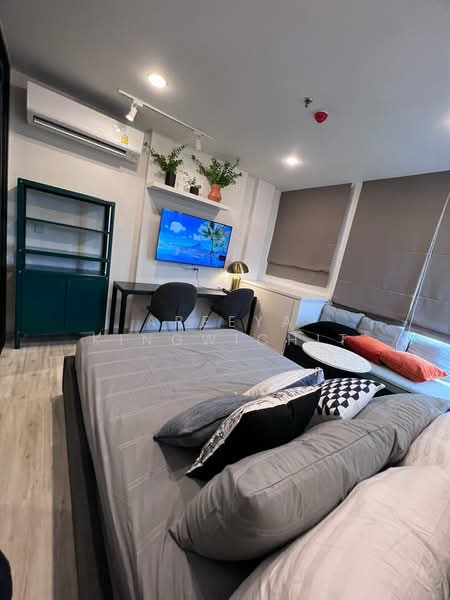 XT Huaikhwang, Bangkok, 244 Ratchadaphisek Road, Huai Khwang, Bangkok, 1 Bedroom, 30 sqm, Condo For Rent, by Areeya Kingwichit, 500329684 - DDproperty.com