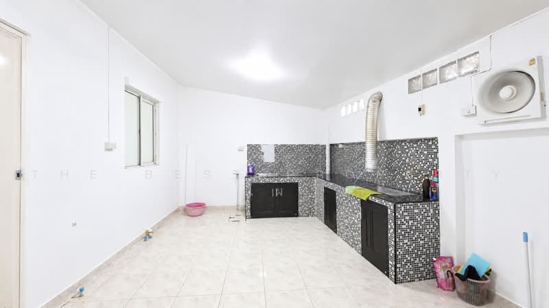 Lio Nov Donmueng-Chaengwattana, Bangkok, Soi Chang Akat Uthit 13, Sanam Bin, Don Mueang, Bangkok, 3 Bedrooms, 100 sqm, Townhouse For Sale, by The Best Property ไผ่, 500329700 - DDproperty.com