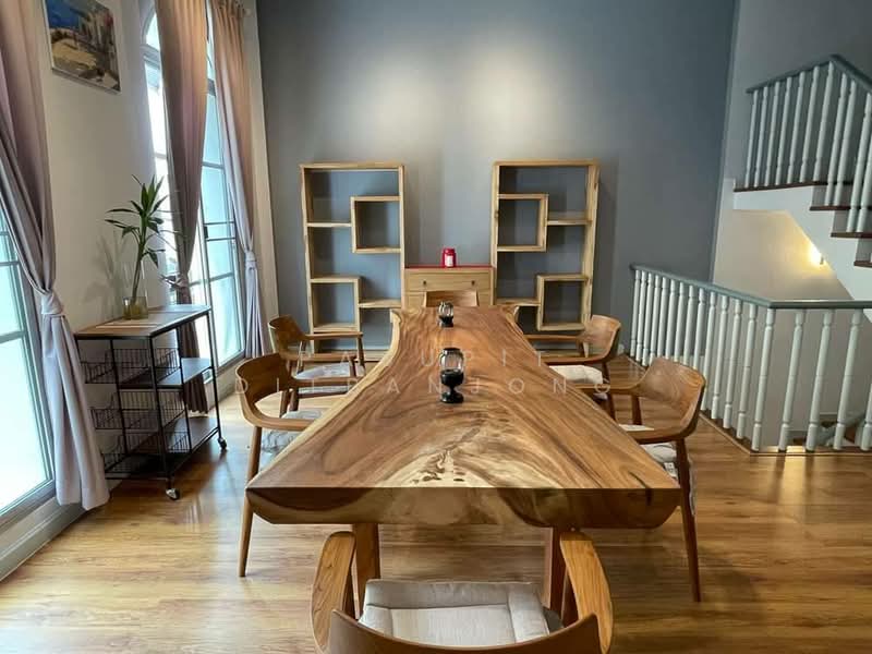 4-BR Townhouse, Bangkok, Bang Pong Pang, Yan Nawa, Bangkok, 4 Bedrooms, 296 sqm, Townhouse For Rent, by Pasupit Ditbanjong, 500329718 - DDproperty.com