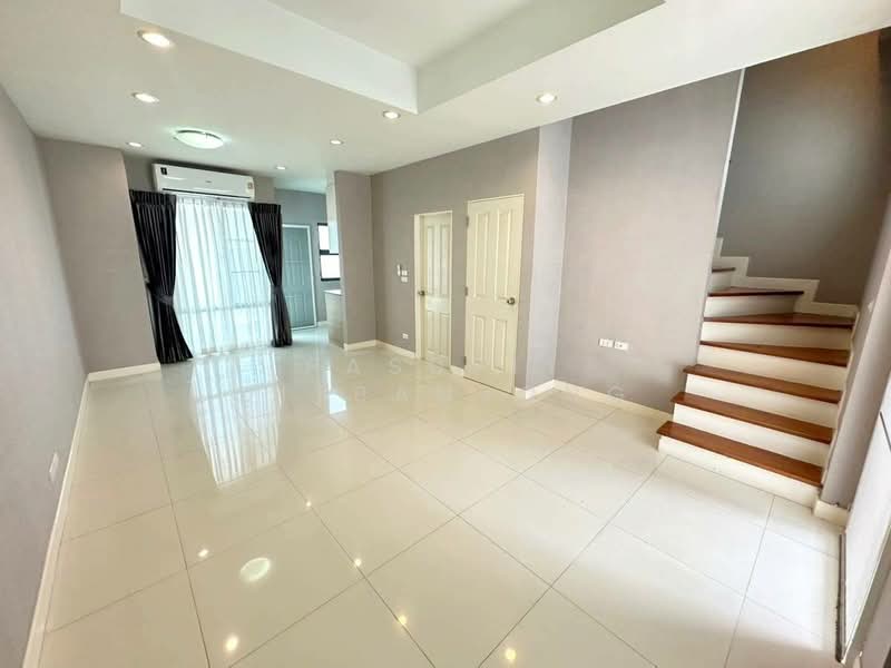 The Private Sukhumvit-Bangchak, Bangkok, 88 Sukhumvit 97/1 Alley, Bang Chak, Phra Khanong, Bangkok, 3 Bedrooms, 179 sqm, Townhouse For Rent, by Pasupit Ditbanjong, 500329722 - DDproperty.com